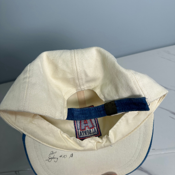Vintage Team Alberta‎ Cream Flat Brim Ball Cap Hat - Picture 7 of 7
